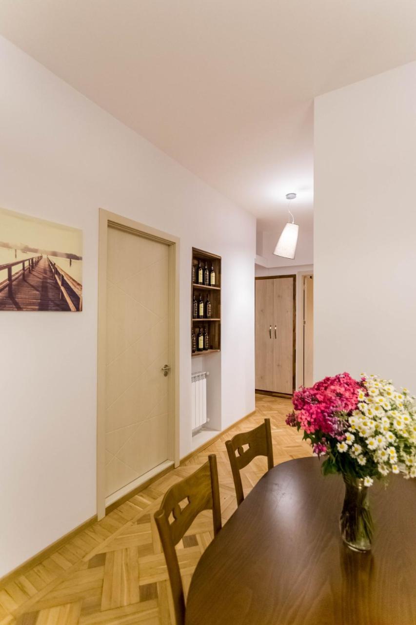 Luxury 3 Bedroom Apartment By Freedom Square City Center 第比利斯 外观 照片