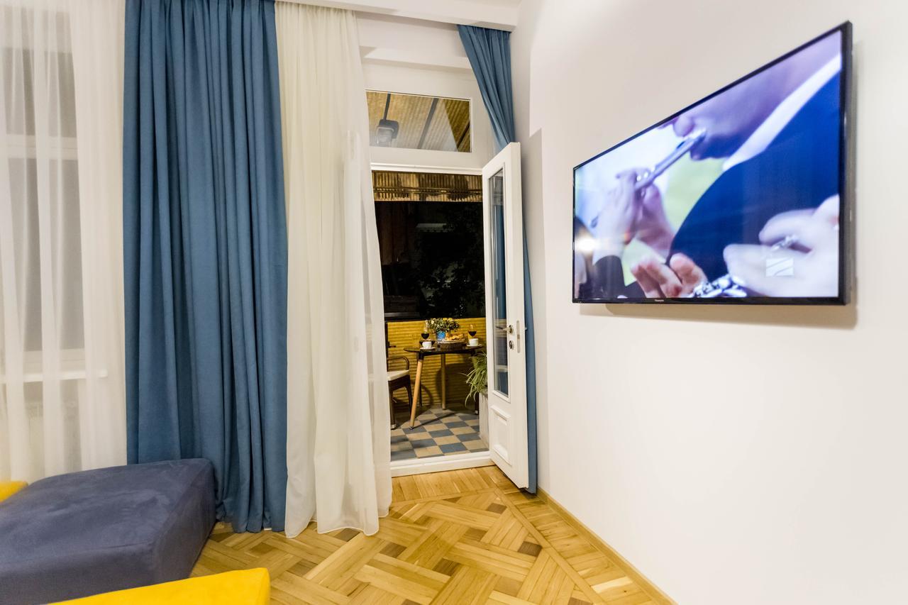 Luxury 3 Bedroom Apartment By Freedom Square City Center 第比利斯 外观 照片
