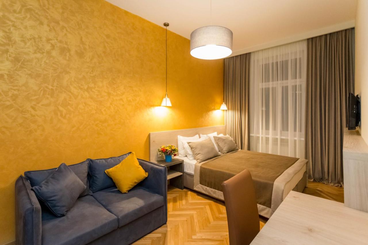 Luxury 3 Bedroom Apartment By Freedom Square City Center 第比利斯 外观 照片