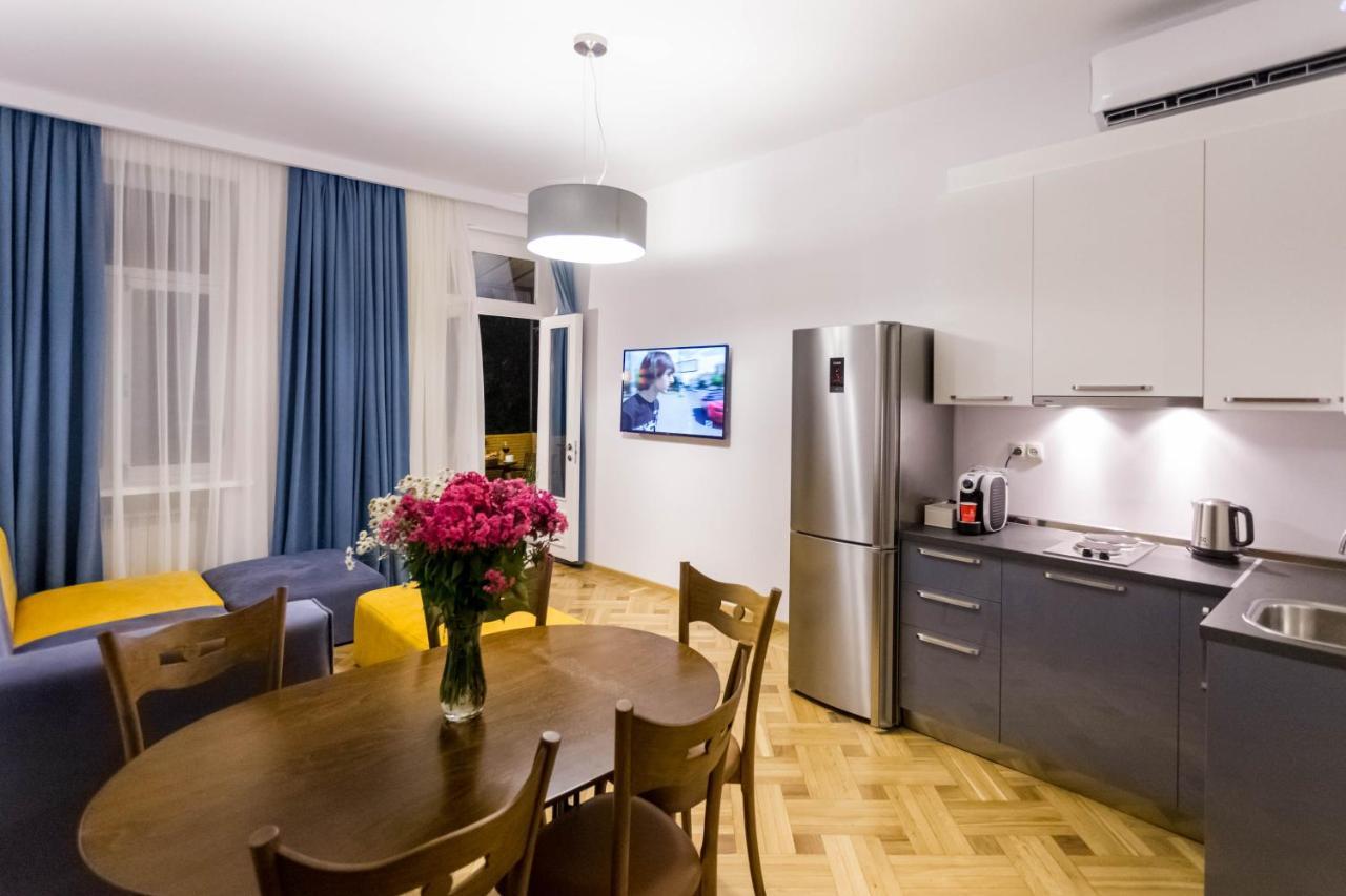 Luxury 3 Bedroom Apartment By Freedom Square City Center 第比利斯 外观 照片