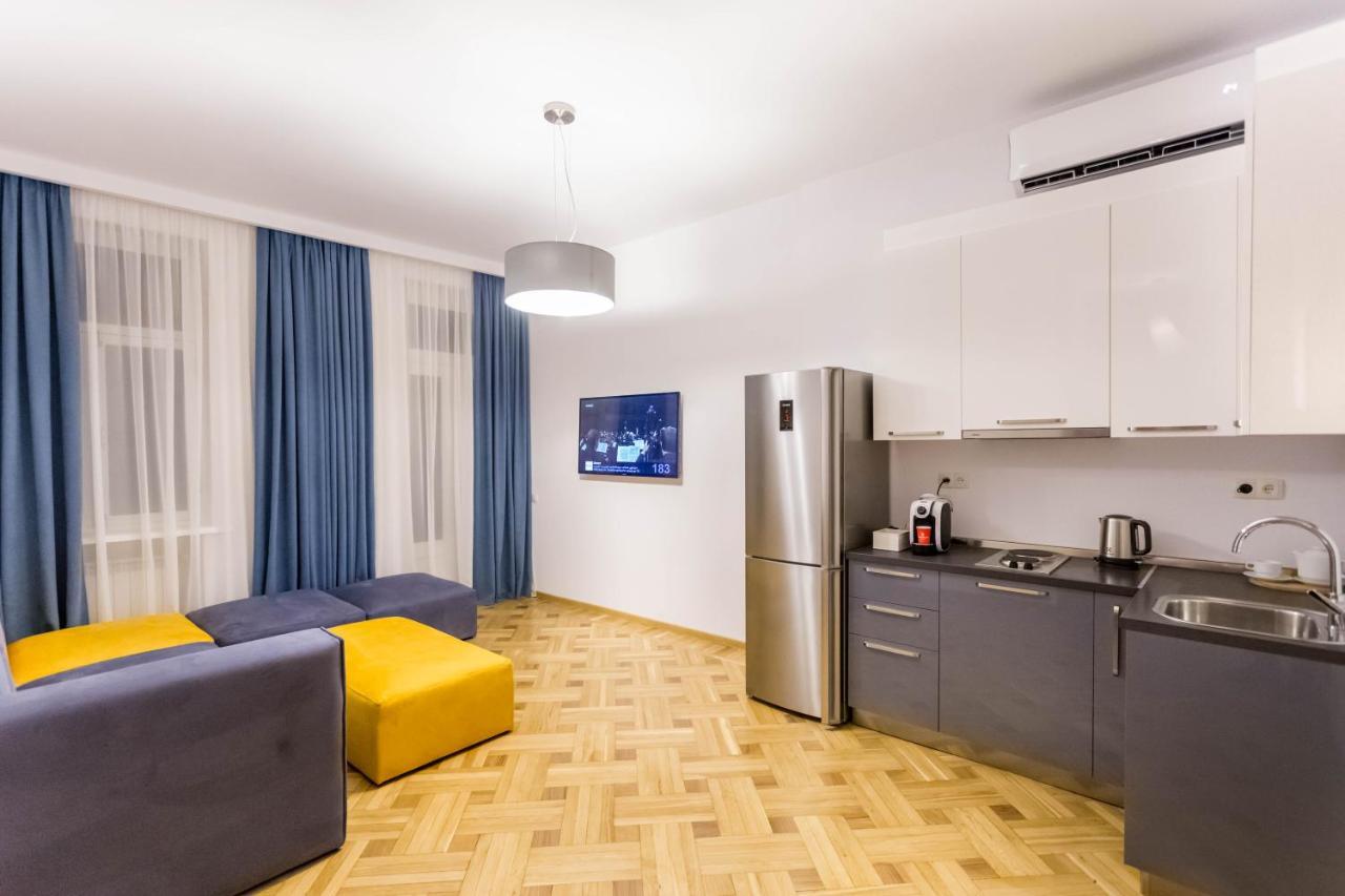 Luxury 3 Bedroom Apartment By Freedom Square City Center 第比利斯 外观 照片