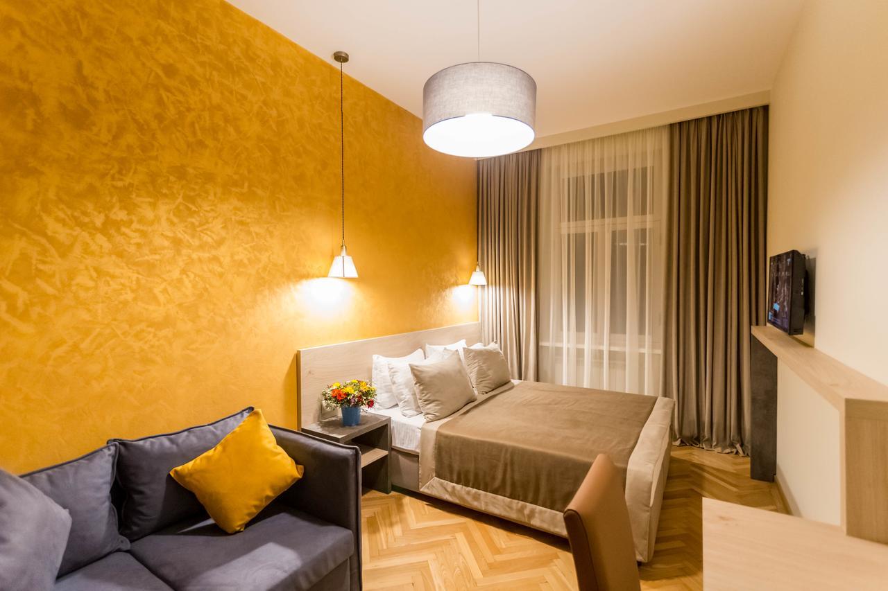 Luxury 3 Bedroom Apartment By Freedom Square City Center 第比利斯 外观 照片
