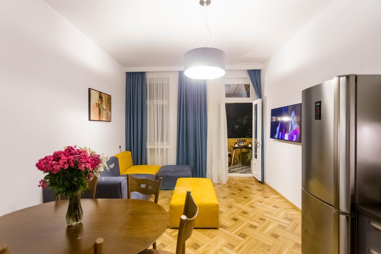 Luxury 3 Bedroom Apartment By Freedom Square City Center 第比利斯 外观 照片